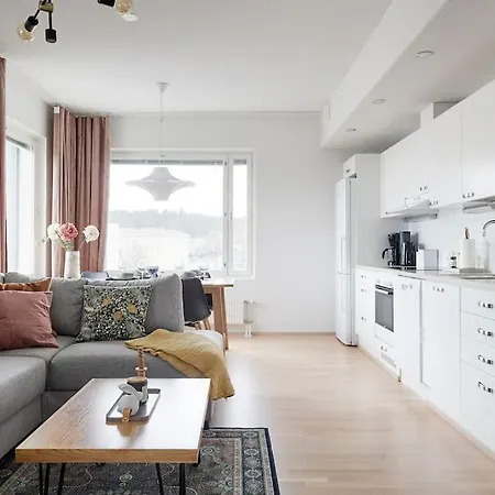 Rauhallinen Kolmio Omalla Saunalla Tampereen Keskustassa Tammerfors