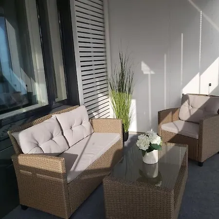 Rauhallinen Kolmio Omalla Saunalla Tampereen Keskustassa Tampere